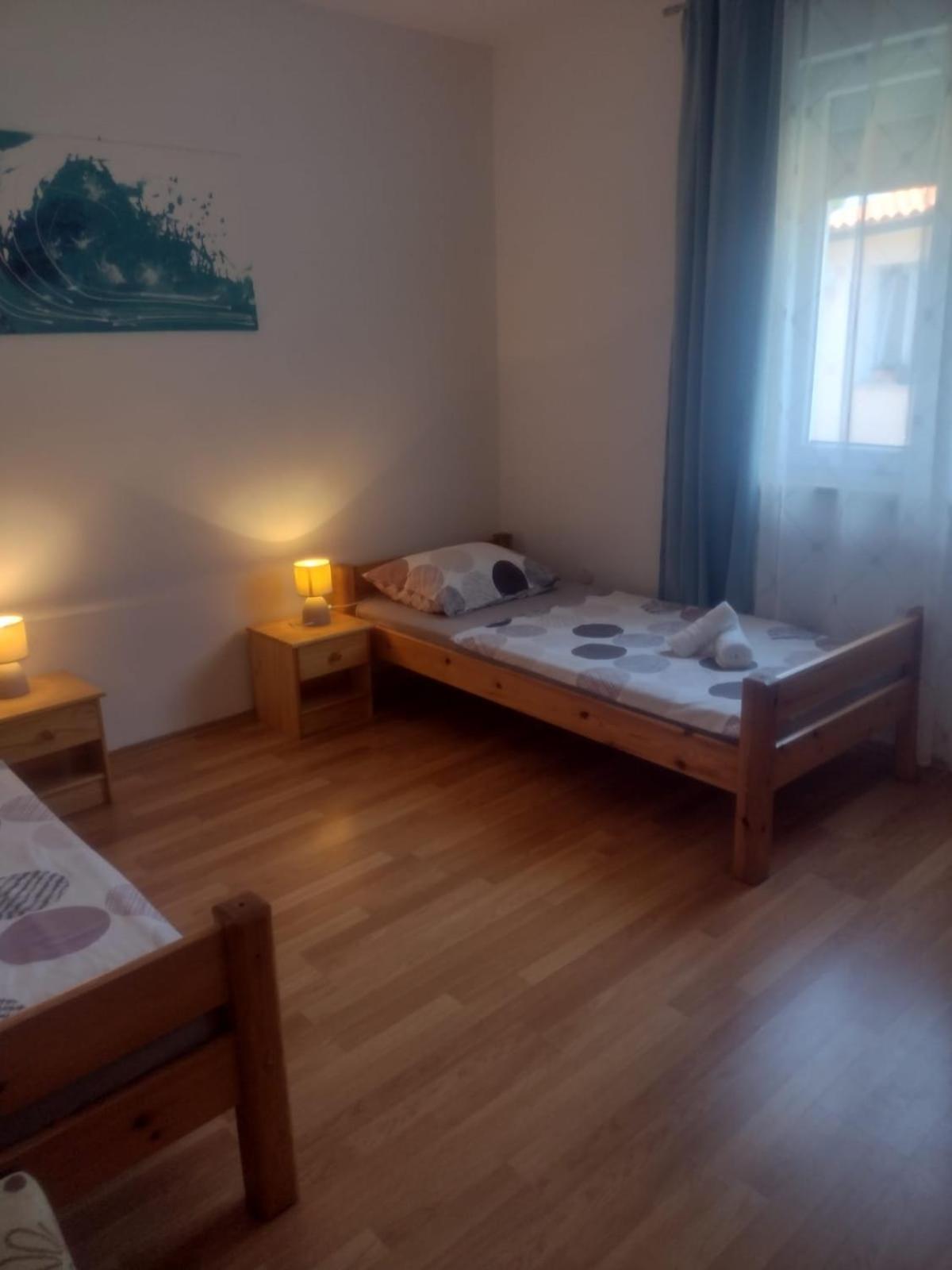Spacious Apartment With Parking&Garden Marčana Pokoj fotografie