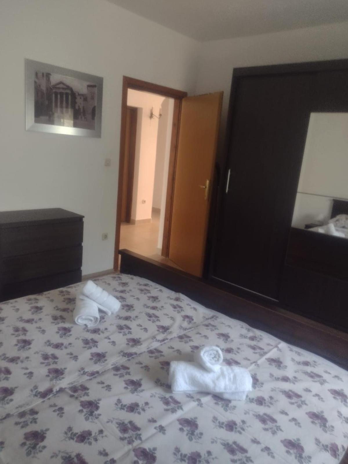 Spacious Apartment With Parking&Garden Marčana Pokoj fotografie